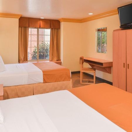 H3 Inn & Suites - Lax Airport - Los Angeles Inglewood Exteriör bild
