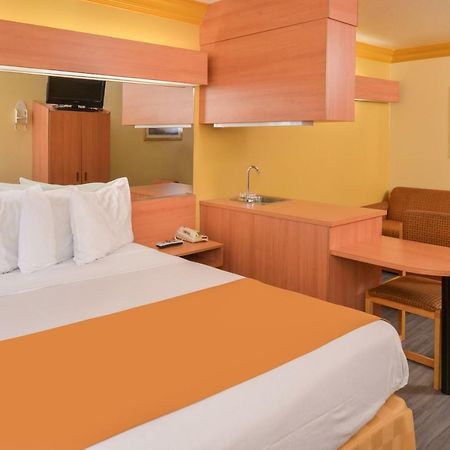 H3 Inn & Suites - Lax Airport - Los Angeles Inglewood Exteriör bild