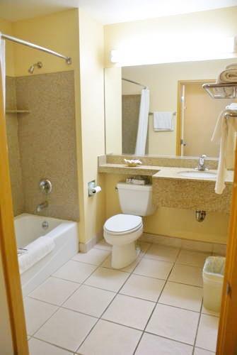 H3 Inn & Suites - Lax Airport - Los Angeles Inglewood Rum bild