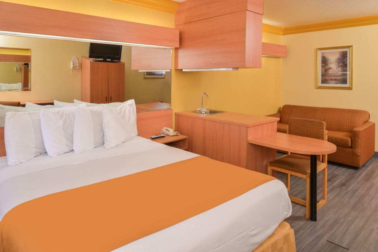 H3 Inn & Suites - Lax Airport - Los Angeles Inglewood Exteriör bild